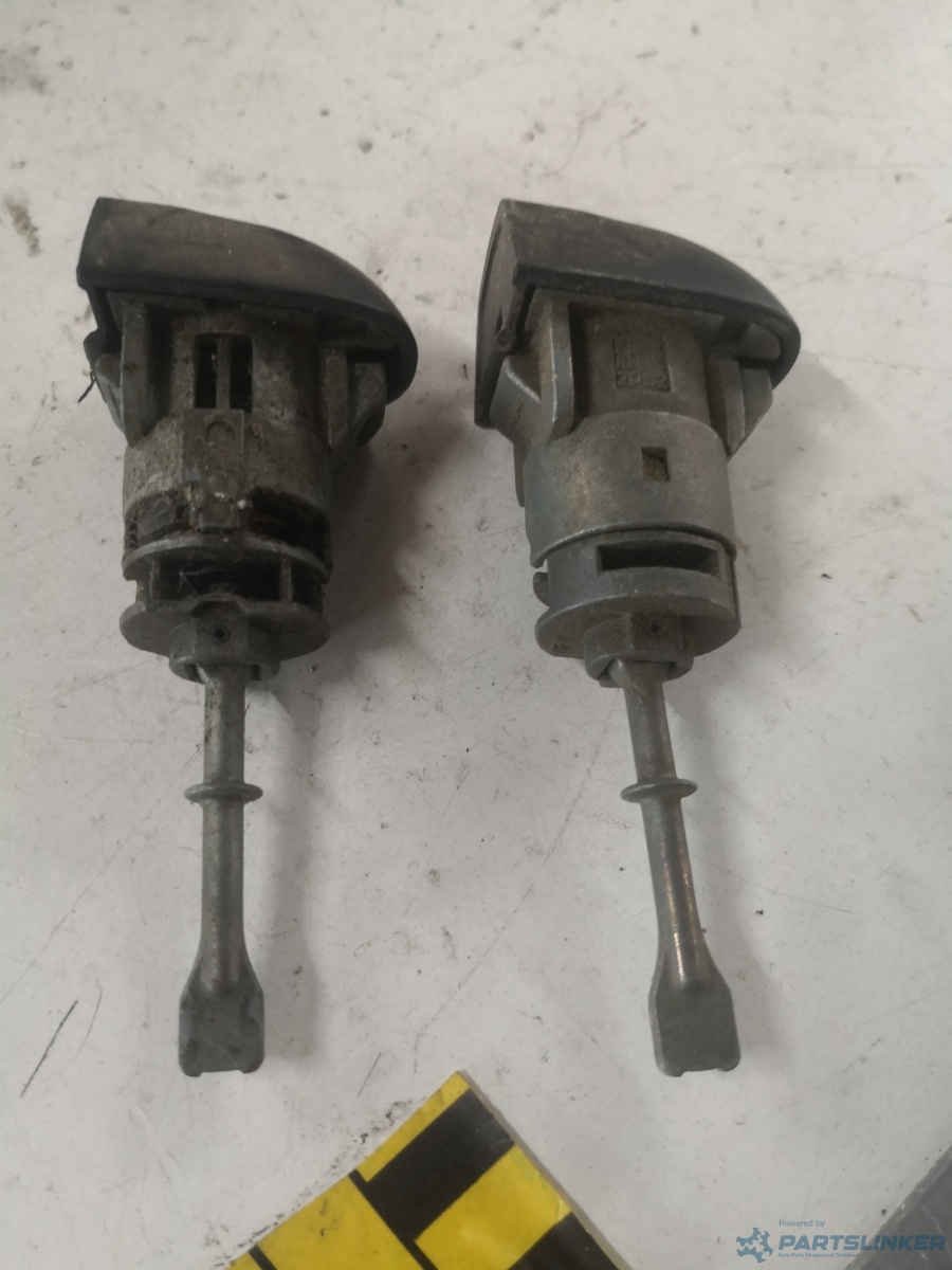 2 Butuci usa stanga fata FARA CHEIE HYUNDAI i30 (FD) [ 2007 - 2012 ] – foto 2