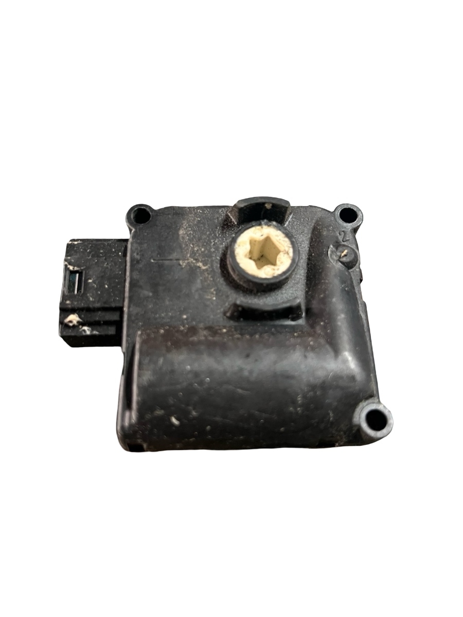 Actuator/motoras clapeta aer AC AUDI A6/S6 III Saloon 4F2, C6 2004 - 2011 VAG 0 132 801 359 4F0820511A – foto 2