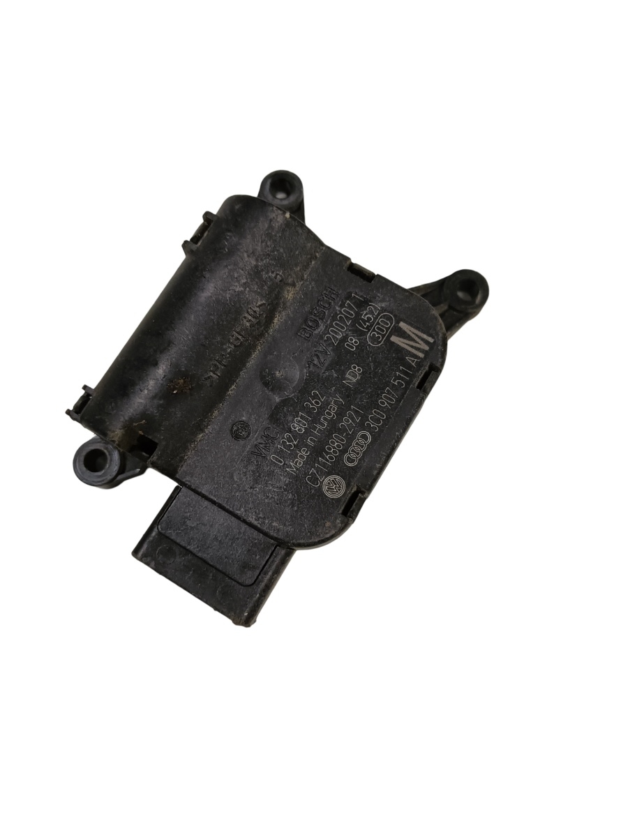 Actuator/motoras clapeta aer AC VOLKSWAGEN GOLF VI 5K1 2008 - 2013 0132801362 – foto 2