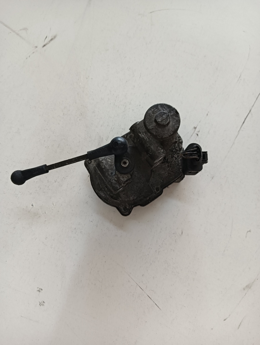 Actuator vacuum AUDI A8 II 4E2, 4E8 2002 - 2010 3.0 TDI quattro ASB