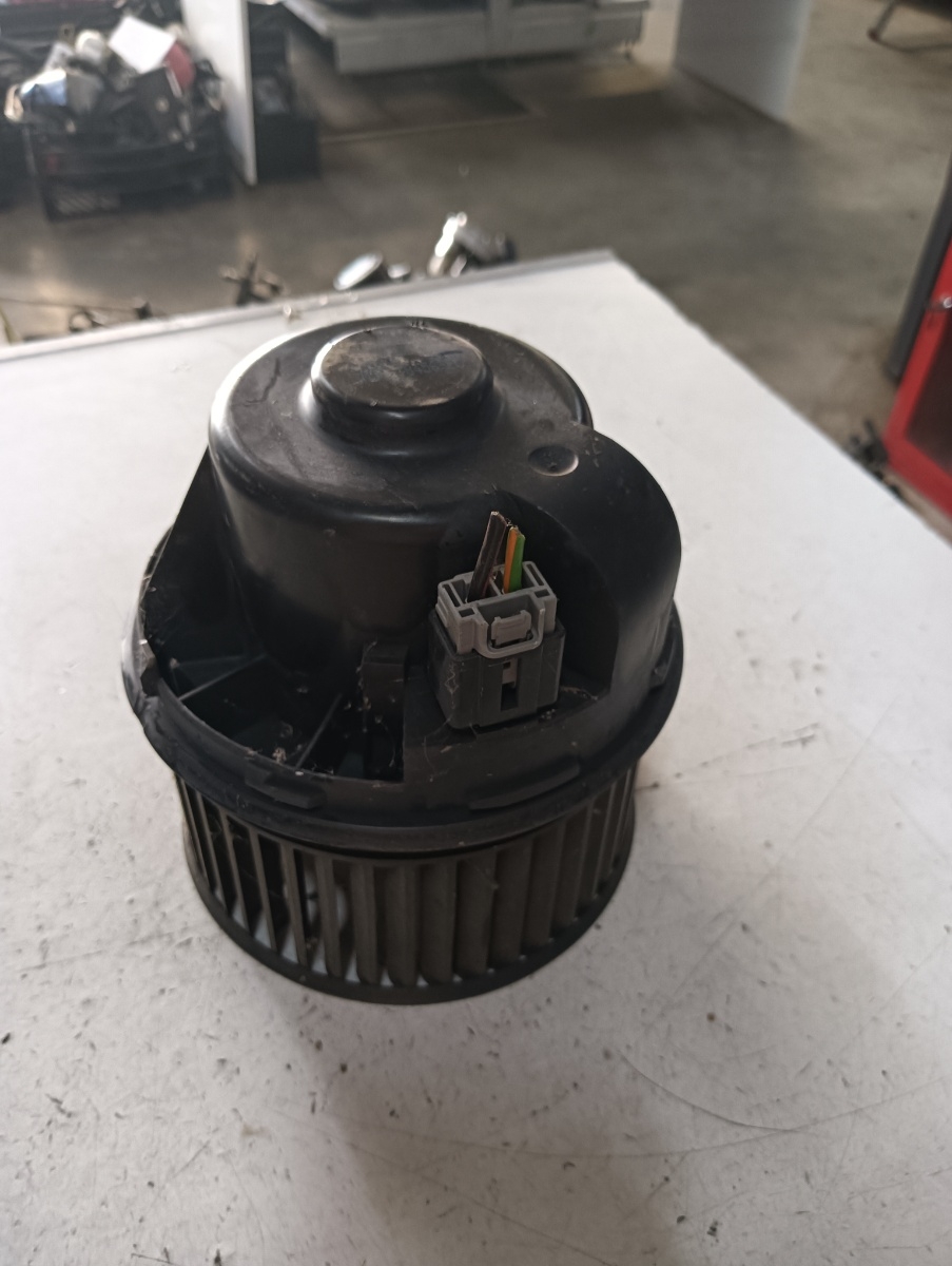 Aeroterma FORD FOCUS II (DA_, HCP, DP) [ 2004 - 2013 ] OEM 3m5h18456ec – foto 2