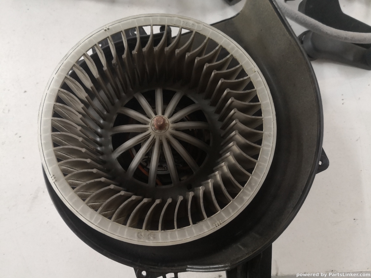 Aeroterma SKODA FABIA 2 1.6 TDI CAY (542) [ 2006 - 2014 ] OEM 6r1819015 – foto 2