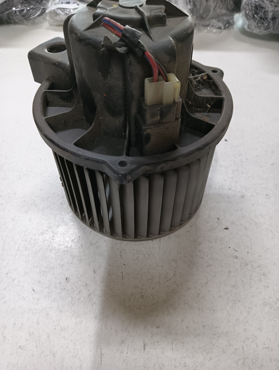 Aeroterma  SMART FORTWO Cabrio 450 2004 - 2007 BOSCH 0130101113 – foto 2