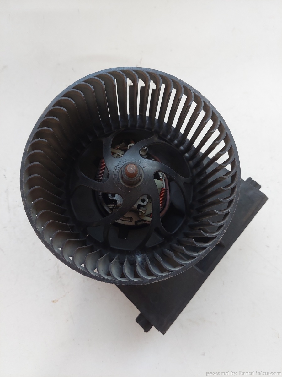 Aeroterma VOLKSWAGEN GOLF V (1K1) [ 2003 - 2009 ] OEM 1j1819821a – foto 2