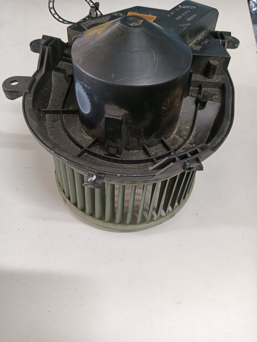 Aeroterma VOLKSWAGEN PASSAT 3B3 2000 - 2005 740221233f – foto 2