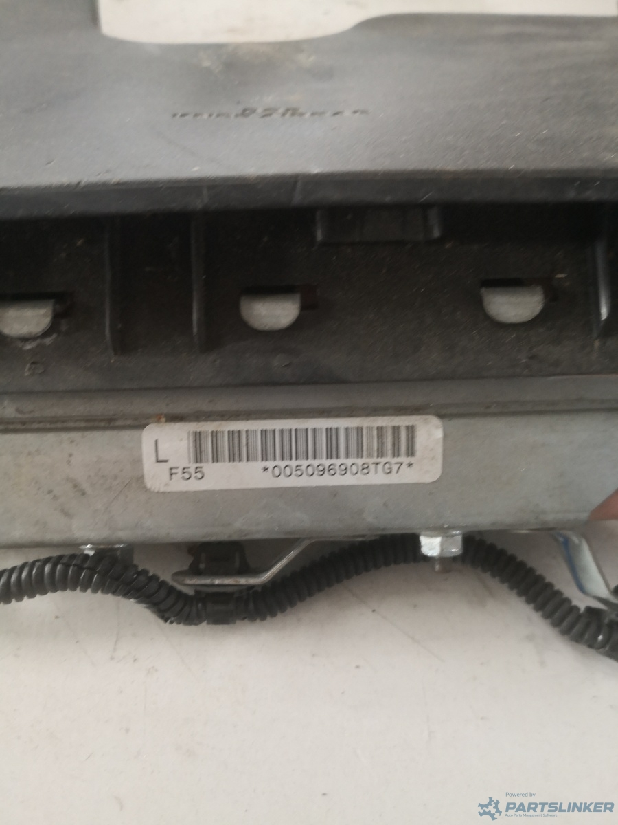 Airbag pasager TOYOTA YARIS (_P9_) [ 2005 - > ] OEM 005096908tg7 – foto 2