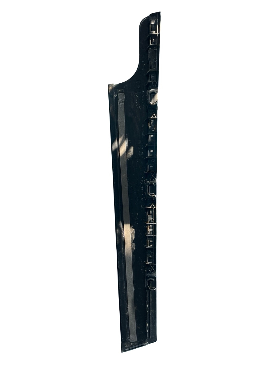 Alte ornamente portiera fata dreapta VOLKSWAGEN GOLF VII 5G1, BE1 2012 - > 1.4 TSI Flexfuel CWLA 5G4837890A – foto 2