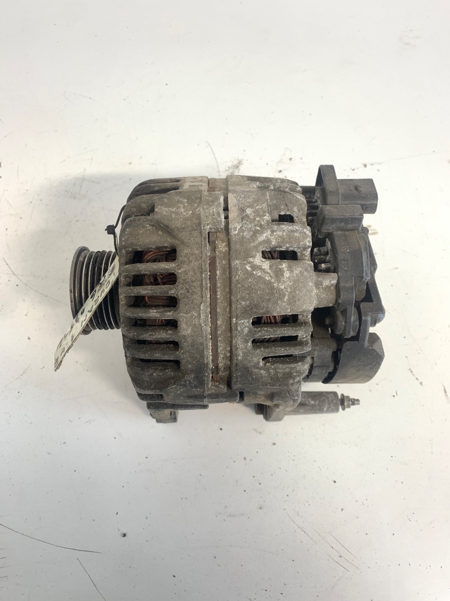 Alternator 1.6FSI VOLKSWAGEN TOURAN 1T1, 1T2 2003 - 2010, VOLKSWAGEN GOLF V 1K1 2003 - 2009, AUDI A3 II 8P1 2003 - 2013 OEM 03C903023D – foto 3