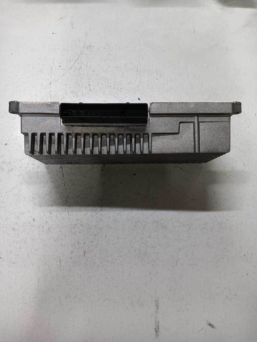 Amplificator audio  AUDI A5/S5 8T3 2007 - 2017 8r0035223f – foto 2