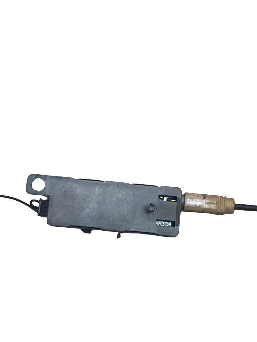Amplificator semnal antena VOLKSWAGEN PASSAT Variant 3C5 2005 - 2011 3C9035552A – foto 2