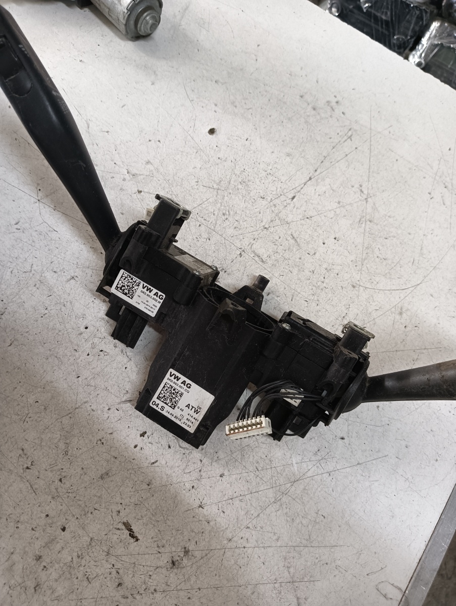 Ansamblu manete VOLKSWAGEN TOURAN (1T3) [ 2010 - 2015 ] TDI (CFHF, CLCA) 81KW|110HP OEM 5k0953501cq – foto 2