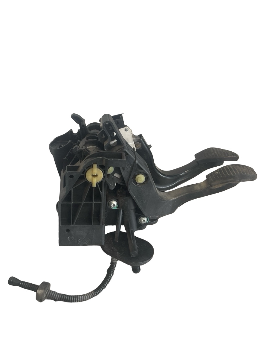 Ansamblu pedale(pod pedalier) ALFA ROMEO MITO 955_ 2008 - > 1.6D – foto 2