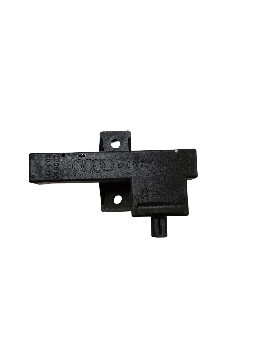 Antena GPS dreapta AUDI A8 III 4H2, 4H8, 4HC, 4HL 2009 - 2018 VAG 8k0907247 – foto 2