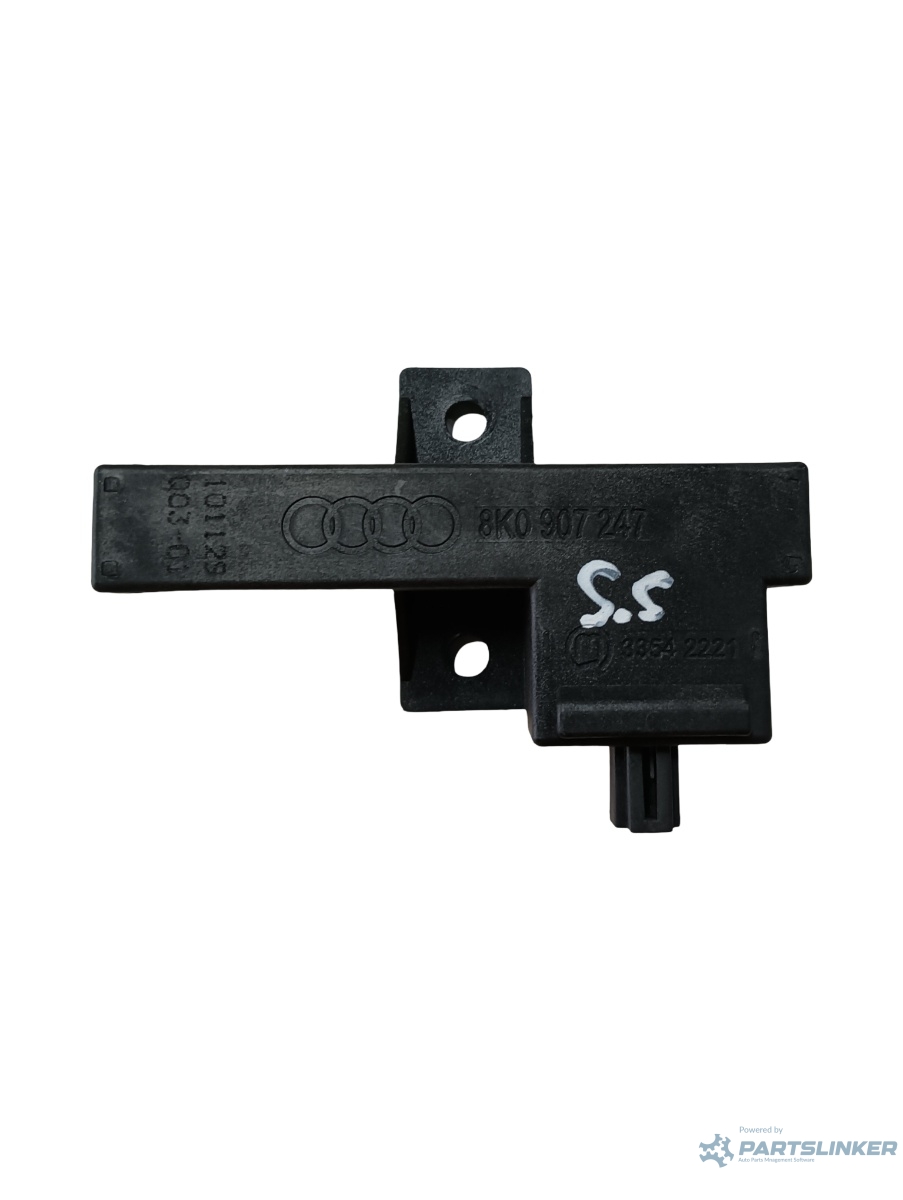Antena GPS stanga spate AUDI A6/S6 IV Saloon 4G2, C7, 4GC 2010 - 2018 VAG 8k0907247 – foto 2