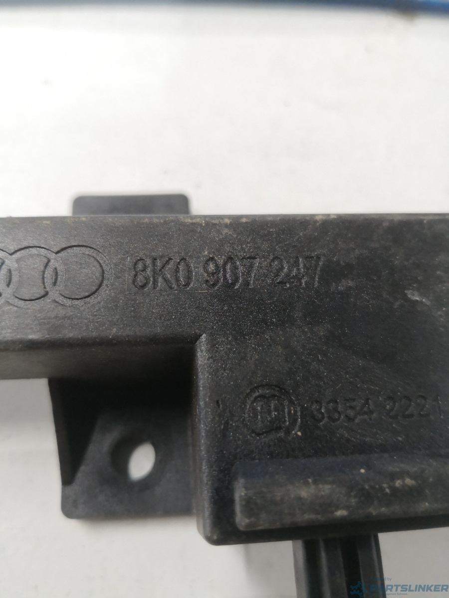 Antena keyless dreapta fata AUDI A6/S6 IV Saloon (4G2, C7, 4GC) [ 2010 - 2018 ] OEM 8k0907247 – foto 2