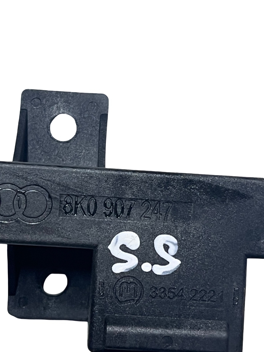 Antena Keyless stanga spate AUDI A8 III 4H2, 4H8, 4HC, 4HL 2009 - 2018 8K0907247 – foto 2
