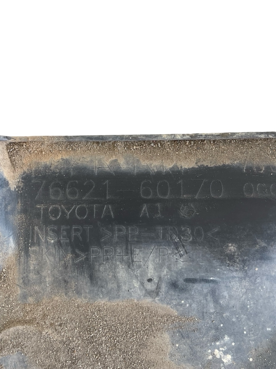 Aparatoare noroi dreapta fata TOYOTA LAND CRUISER 150 TRJ15_, KDJ15_, GRJ15_, GDJ15_ 2009 -> 76621-60170 – foto 2