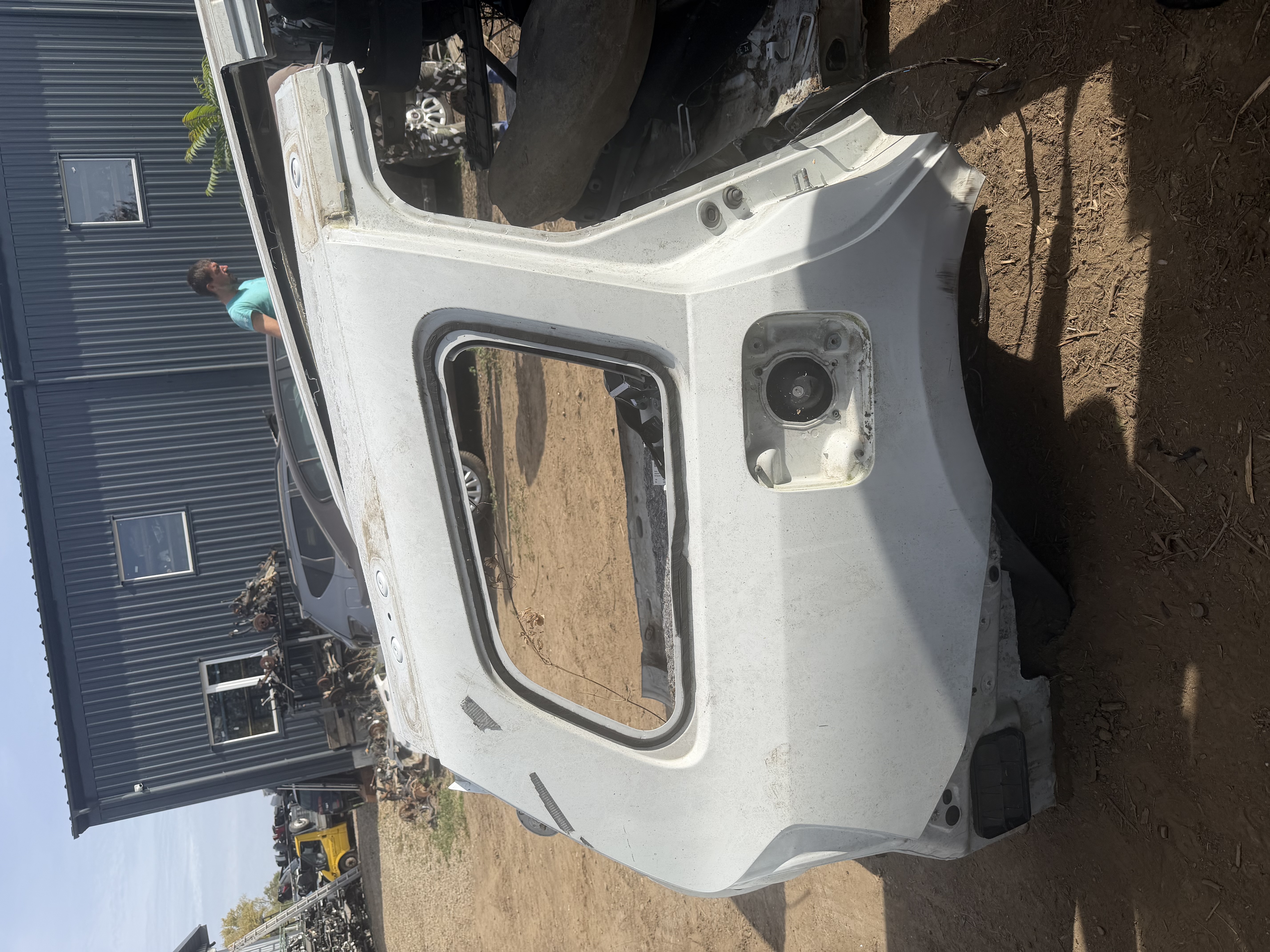 Aripa dreapta spate Dacia Logan 2 MCV 2013–2020