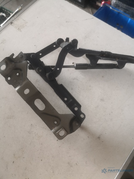 Balama capota  dreapta BMW 7 V (F01, F02, F03, F04) [ 2008 - 2015 ] – foto 2
