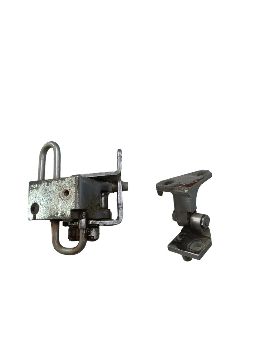 Balama portiera fata jos dreapta fata VOLKSWAGEN GOLF V 1K1 2003 - 2009