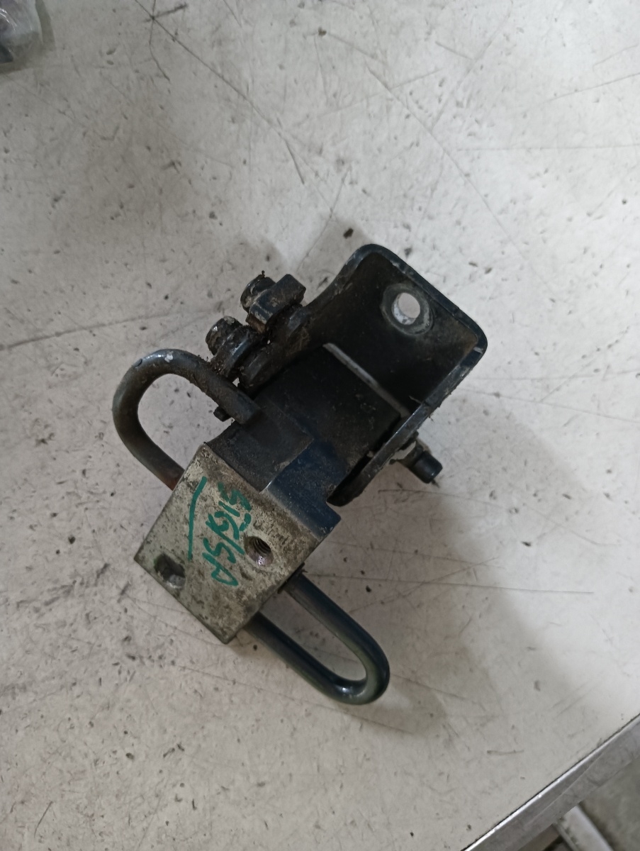 Balama portiera spate jos stanga spate VOLKSWAGEN TOUAREG 7LA, 7L6, 7L7 2002 - 2013 – foto 2