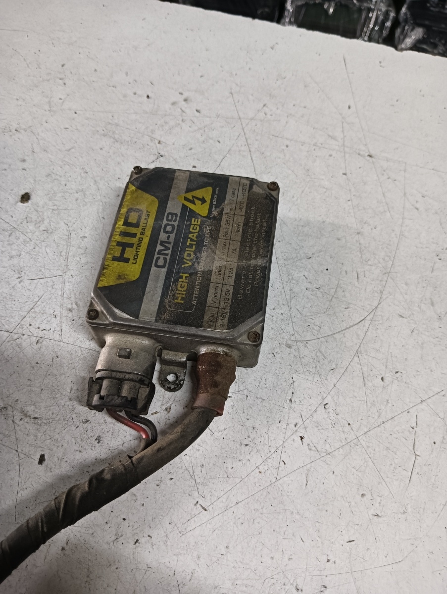 Balast Xenon dreapta fata BMW 5 (E39) [ 1995 - 2003 ] – foto 2