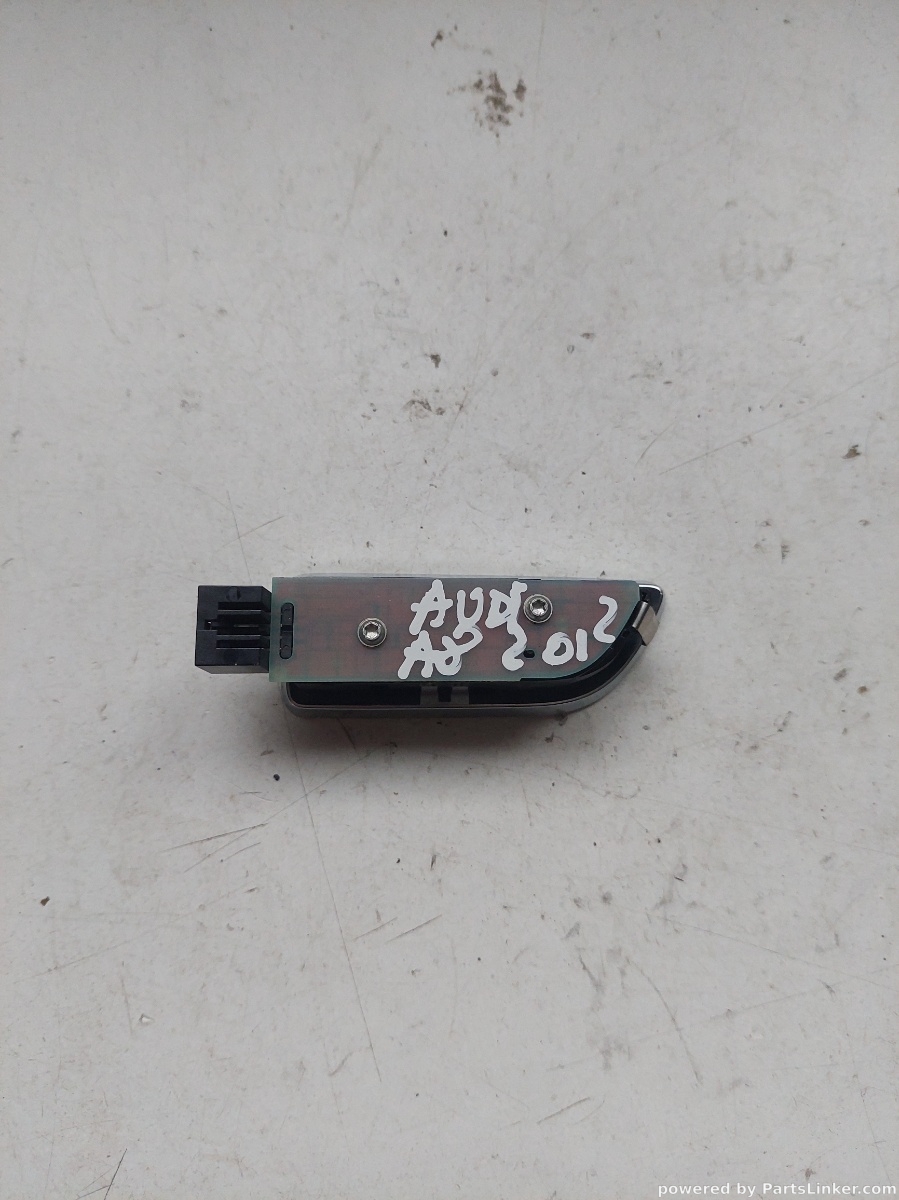 Bec plafon AUDI A8 III (4H2, 4H8, 4HC, 4HL) [ 2009 - 2018 ] OEM 4h0947354 – foto 2