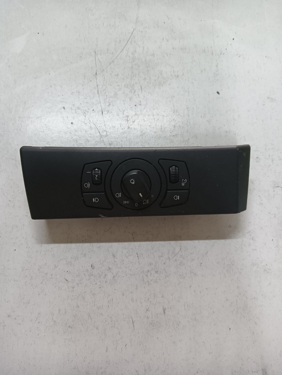 Bloc lumini BMW 5 E60 2001 - 2010 6925260