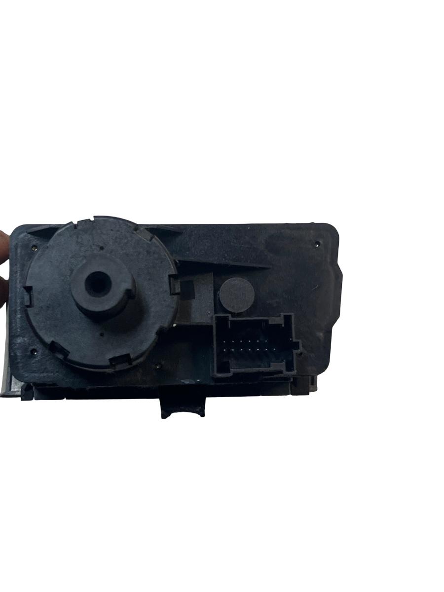 Bloc lumini MERCEDES-BENZ E-CLASS W211 2002 - 2009 2115450104 – foto 2