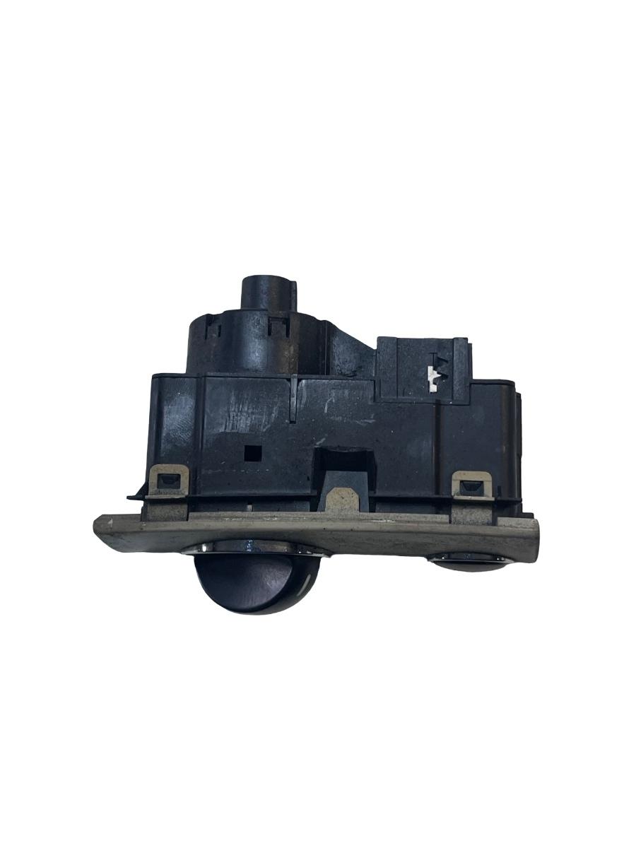Bloc lumini MERCEDES-BENZ E-CLASS W211 2002 - 2009 2115450104 – foto 3