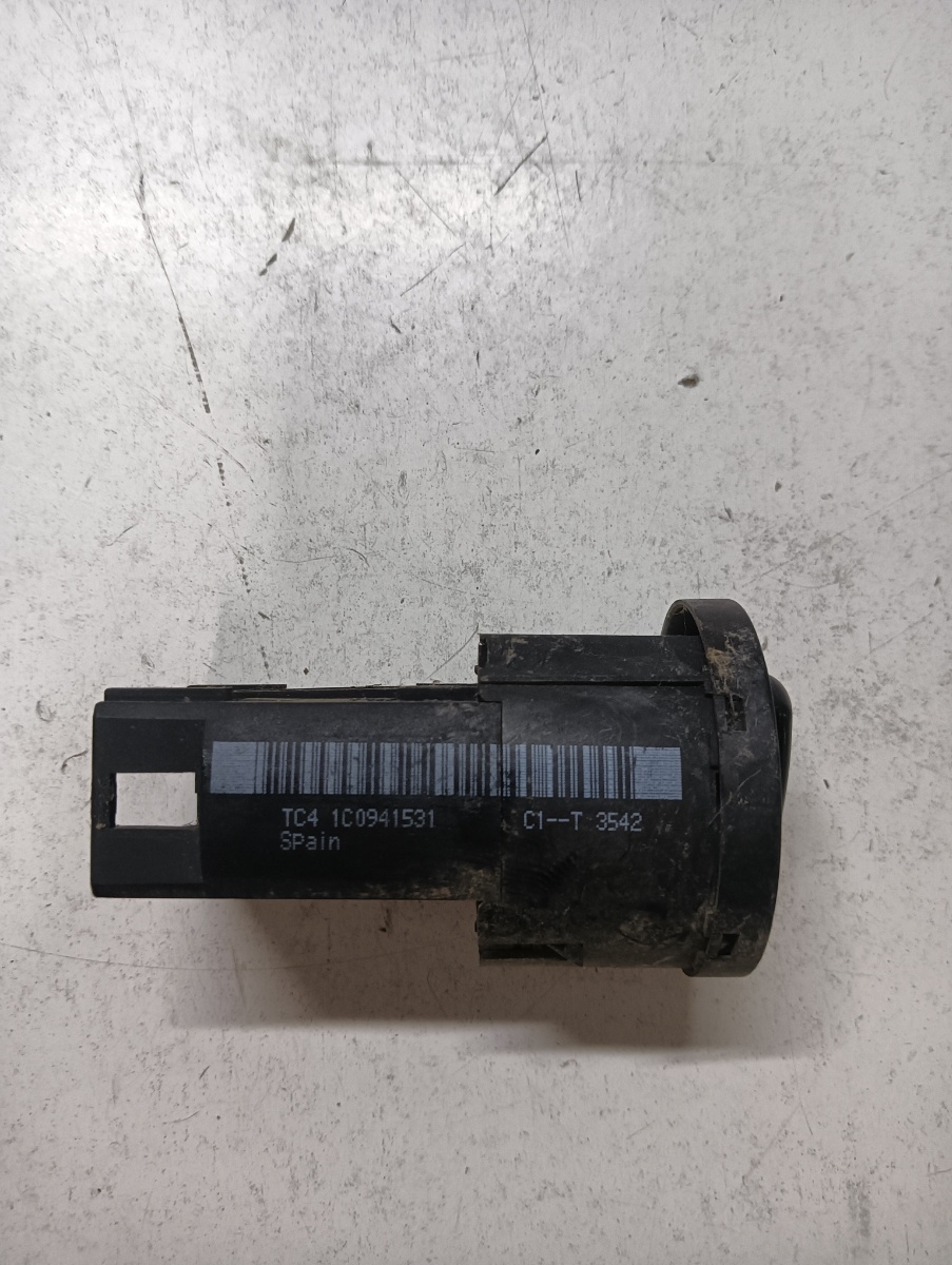 Bloc lumini VOLKSWAGEN PASSAT 3B3 2000 - 2005 1C0941531 – foto 2