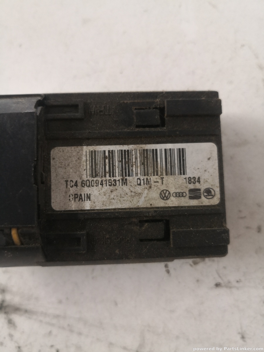 Bloc  lumini VOLKSWAGEN TRANSPORTER 5 (7HA, 7HH, 7EA, 7EH) [ 2003 - > ] OEM 6q0941531m – foto 2
