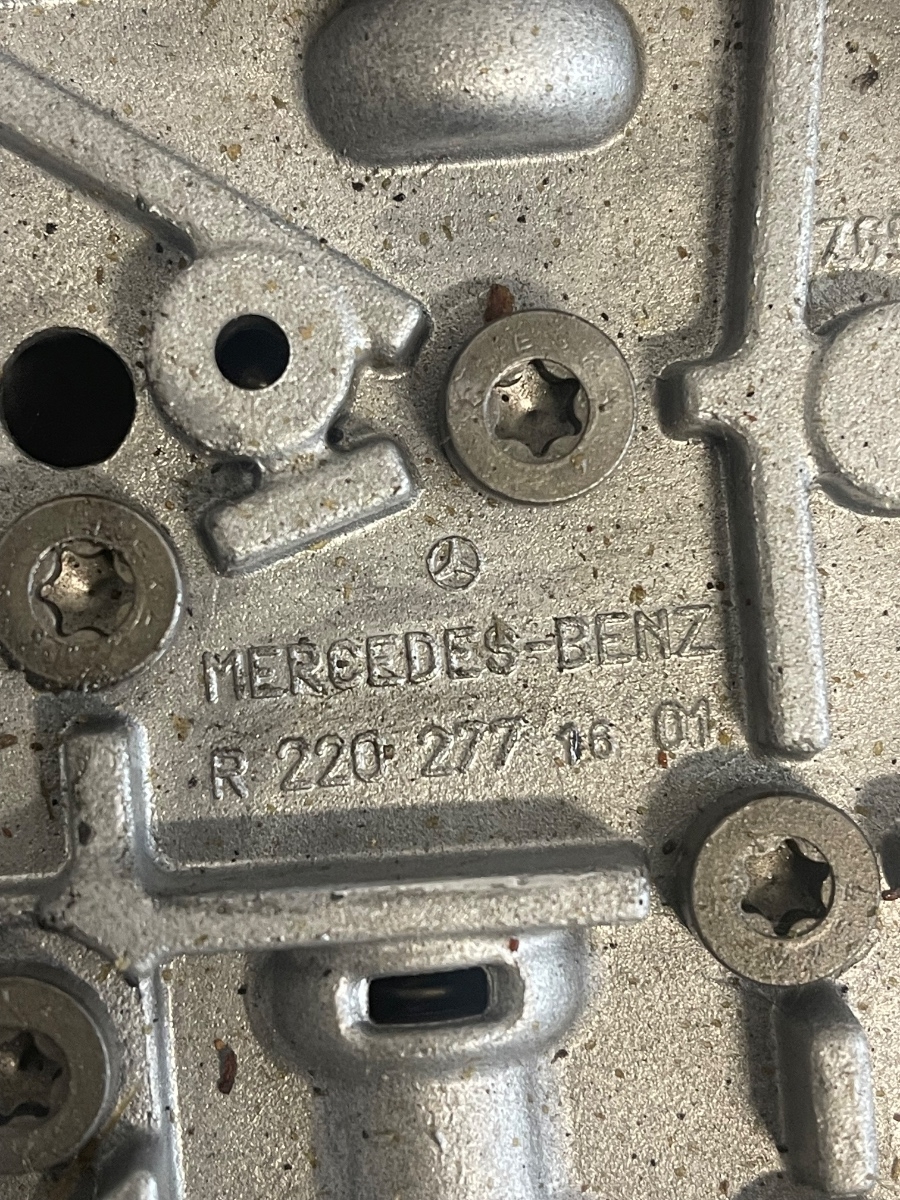 Bloc valve MERCEDES-BENZ S-CLASS II W221, C215 2005 - 2013, MERCEDES-BENZ C-CLASS W204 2007 - 2014 R2202770801 – foto 4