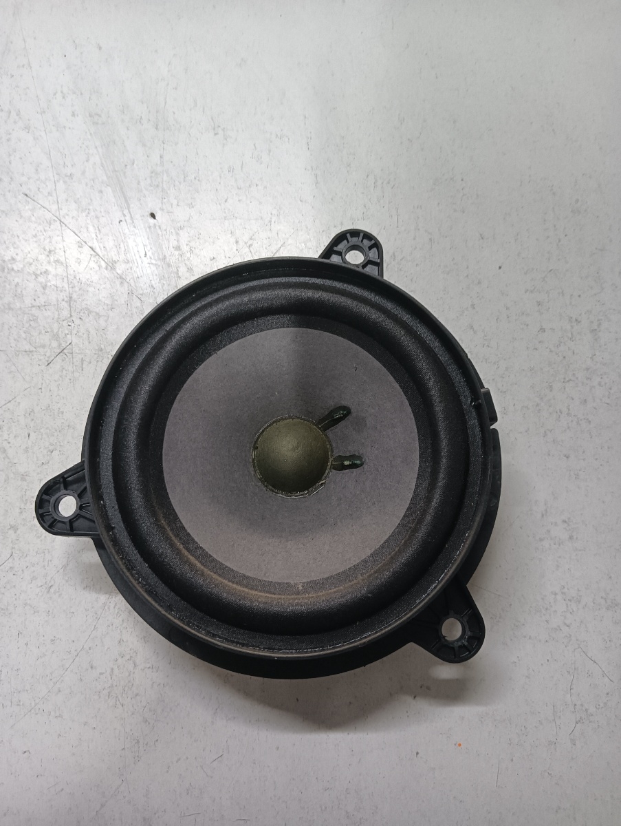 Boxa auto  dreapta fata NISSAN QASHQAI / QASHQAI +2 I J10, JJ10 2006 - 2014 dCi 4x4 M1D, M9R