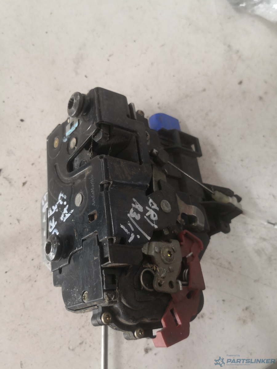 Broasca usa dreapta fata AUDI A3 II (8P1) [ 2003 - 2013 ] – foto 2