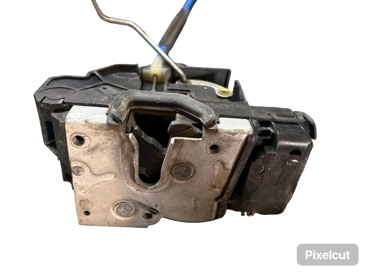 Broasca usa dreapta fata CADILLAC BLS 2006 - > – foto 2