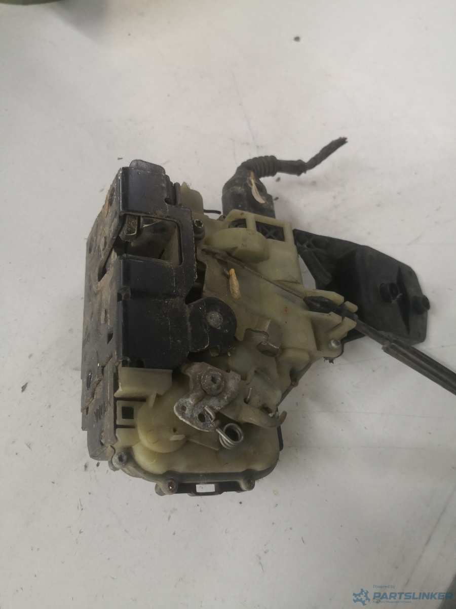 Broasca usa dreapta fata SKODA SUPERB (3U4) [ 2001 - 2008 ] OEM 3b1837016ad – foto 2