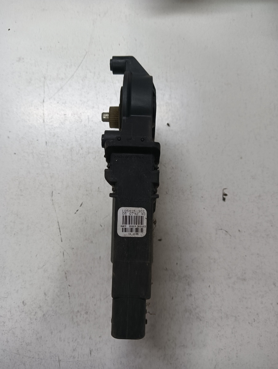 Broasca usa dreapta fata VOLKSWAGEN PASSAT 3B3 2000 - 2005, VOLKSWAGEN GOLF IV 1J1 1997 - 2007 105415301 – foto 2