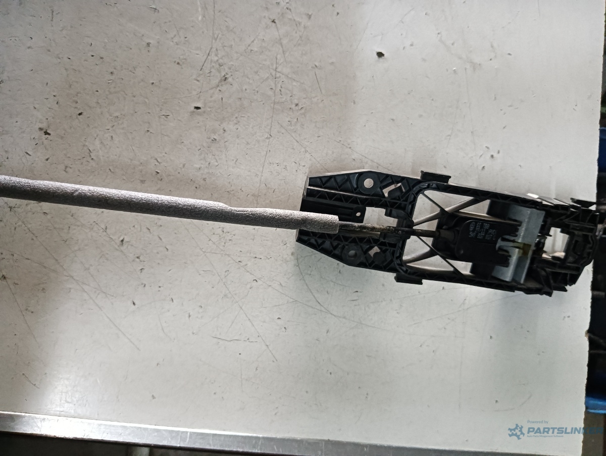 Broasca usa dreapta fata VOLKSWAGEN TIGUAN 5N_ 2007 - > 5n1837016c – foto 2