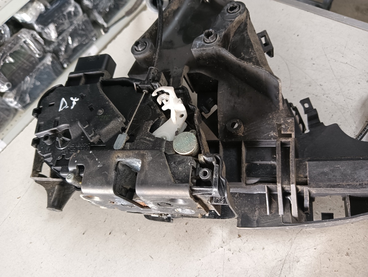 Broasca usa dreapta fata VOLVO V50 (MW, 545) [ 2003 - 2012 ] OEM 80784047 – foto 2