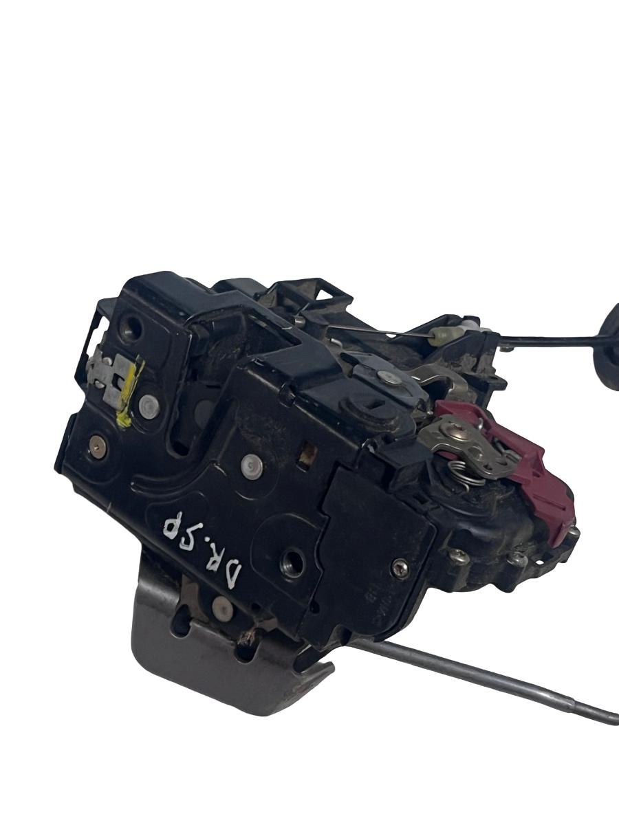 Broasca usa dreapta spate AUDI A4 II 8E2, B6 2000 - 2005 8E0839016C