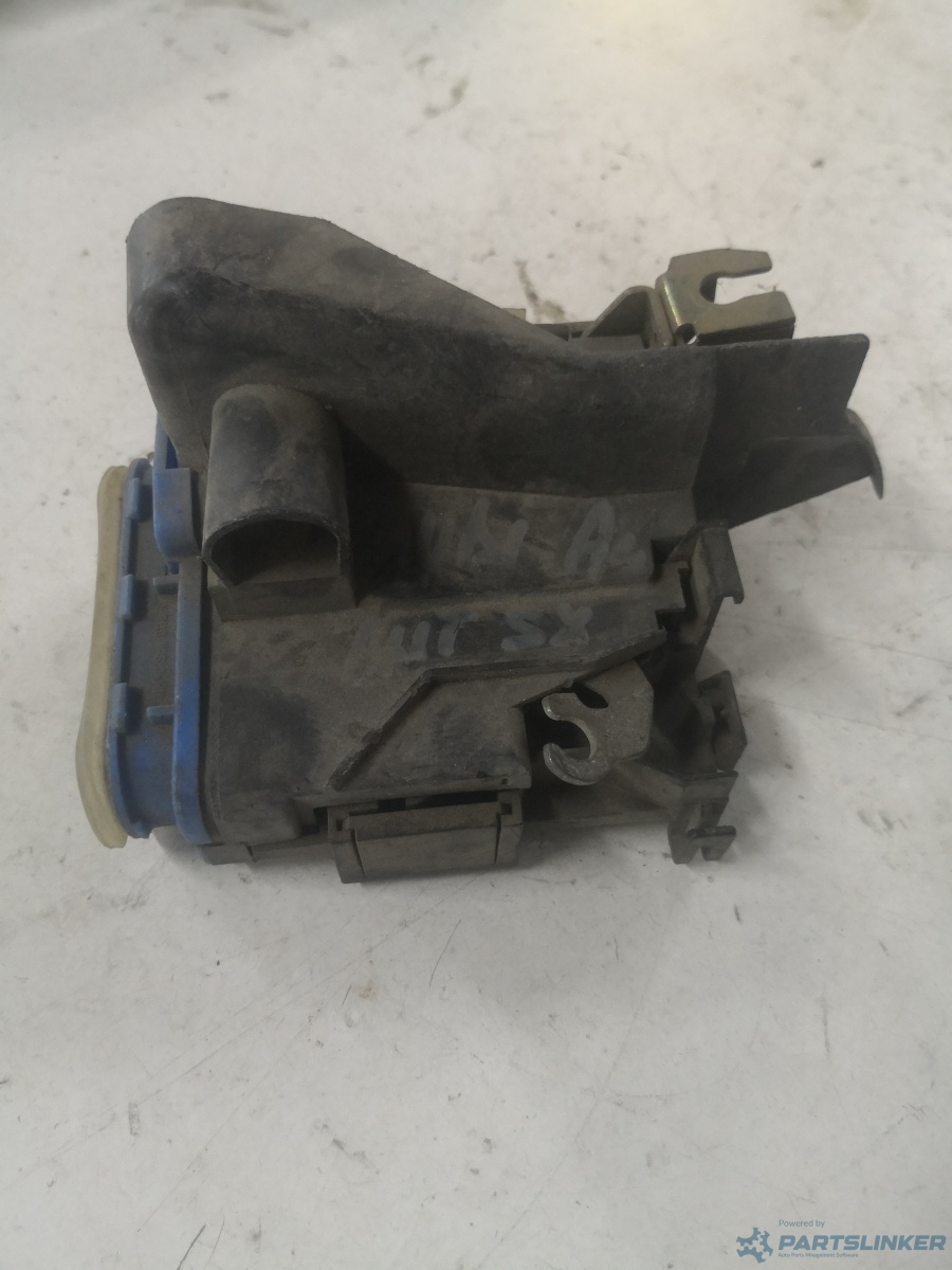 Broasca usa dreapta spate AUDI A4 Saloon (8D2, B5) [ 1994 - 2001 ] OEM 8d0839016a – foto 2