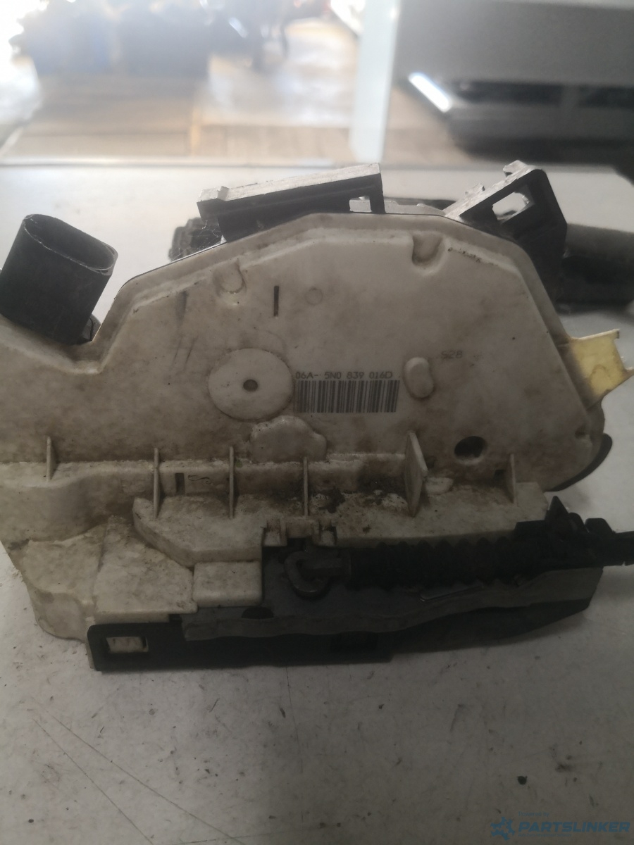 Broasca usa dreapta spate SKODA SUPERB (3T4) [ 2008 - 2015 ] OEM 5n0839016d – foto 2