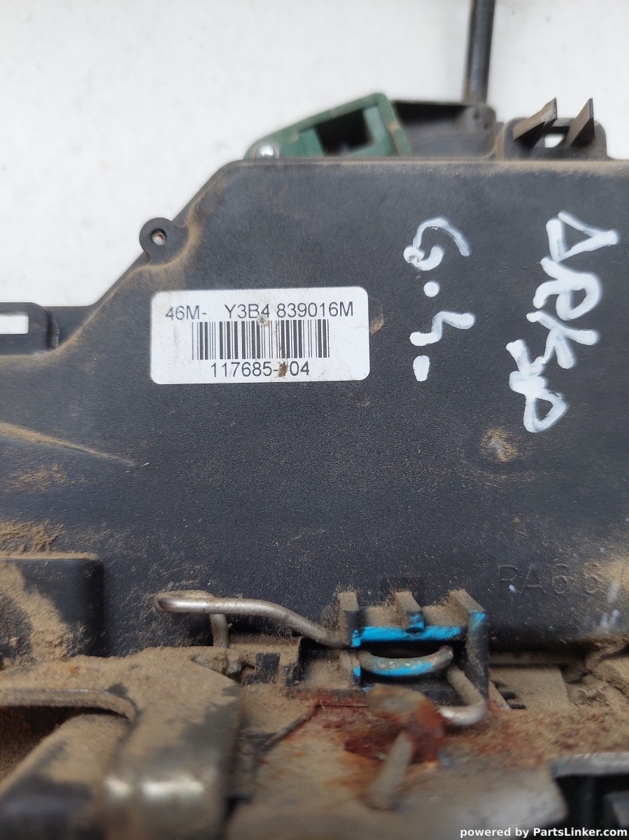 Broasca usa dreapta spate VOLKSWAGEN GOLF IV (1J1) [ 1997 - 2007 ] OEM 839016m – foto 2