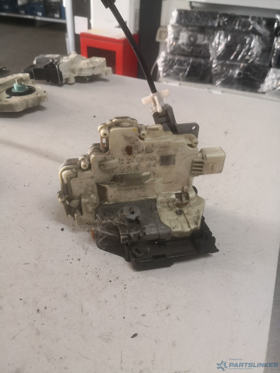 Broasca usa dreapta spate VOLKSWAGEN PASSAT (3C2) [ 2005 - 2010 ] OEM 3c4839016a – foto 2