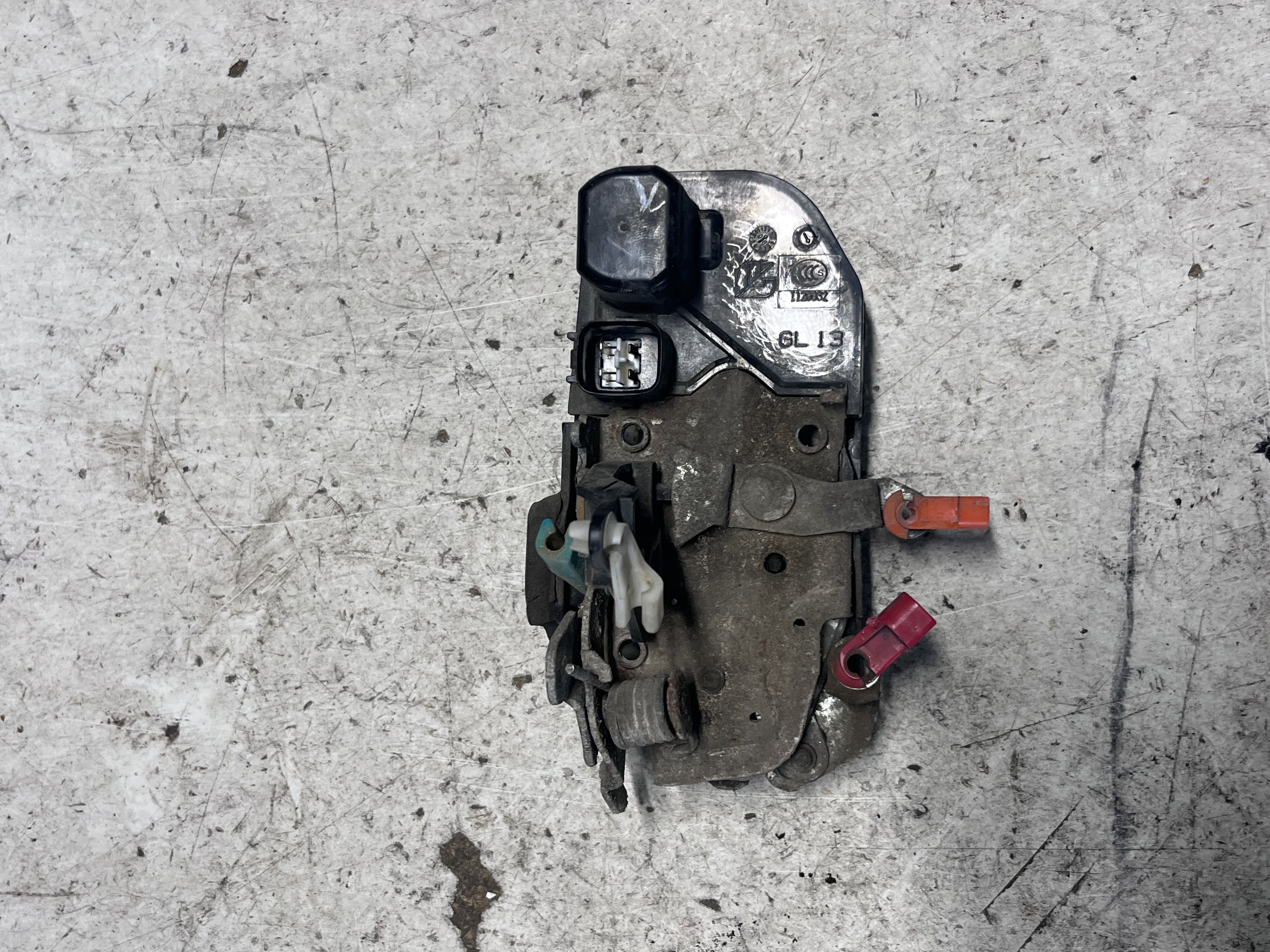Broasca Usa stânga față Chrysler 300 C 2004–2010 – foto 3