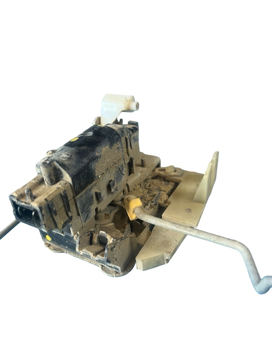 Broasca usa stanga fata DACIA DUSTER 2010 - > – foto 2