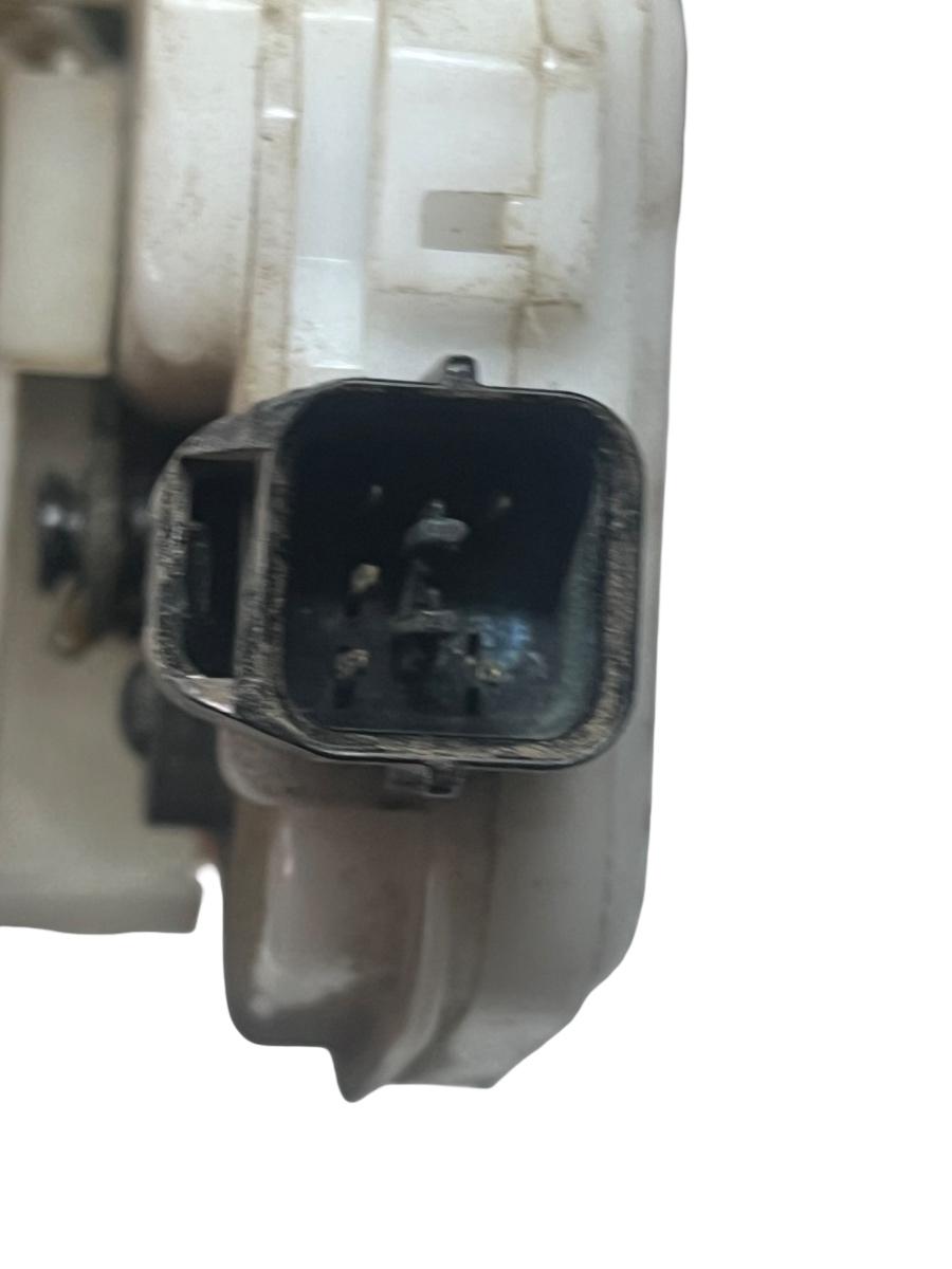 Broasca usa stanga fata MITSUBISHI L200 - 2001 – foto 4