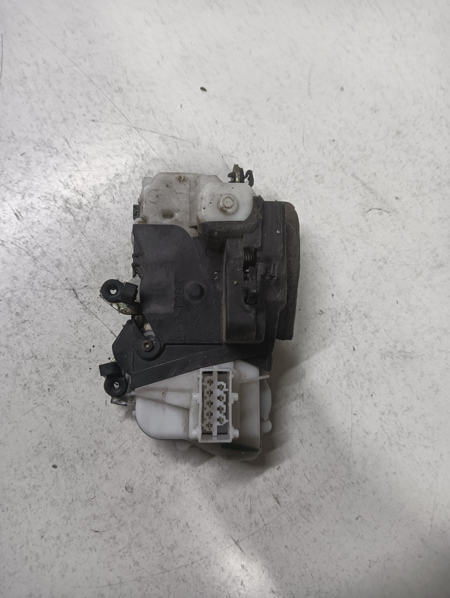 Broasca usa stanga fata PEUGEOT 607 9D, 9U 2000 - > – foto 2