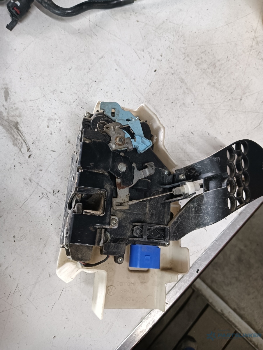 Broasca usa stanga fata VOLKSWAGEN TOUAREG (7LA, 7L6, 7L7) [ 2002 - 2013 ] – foto 2